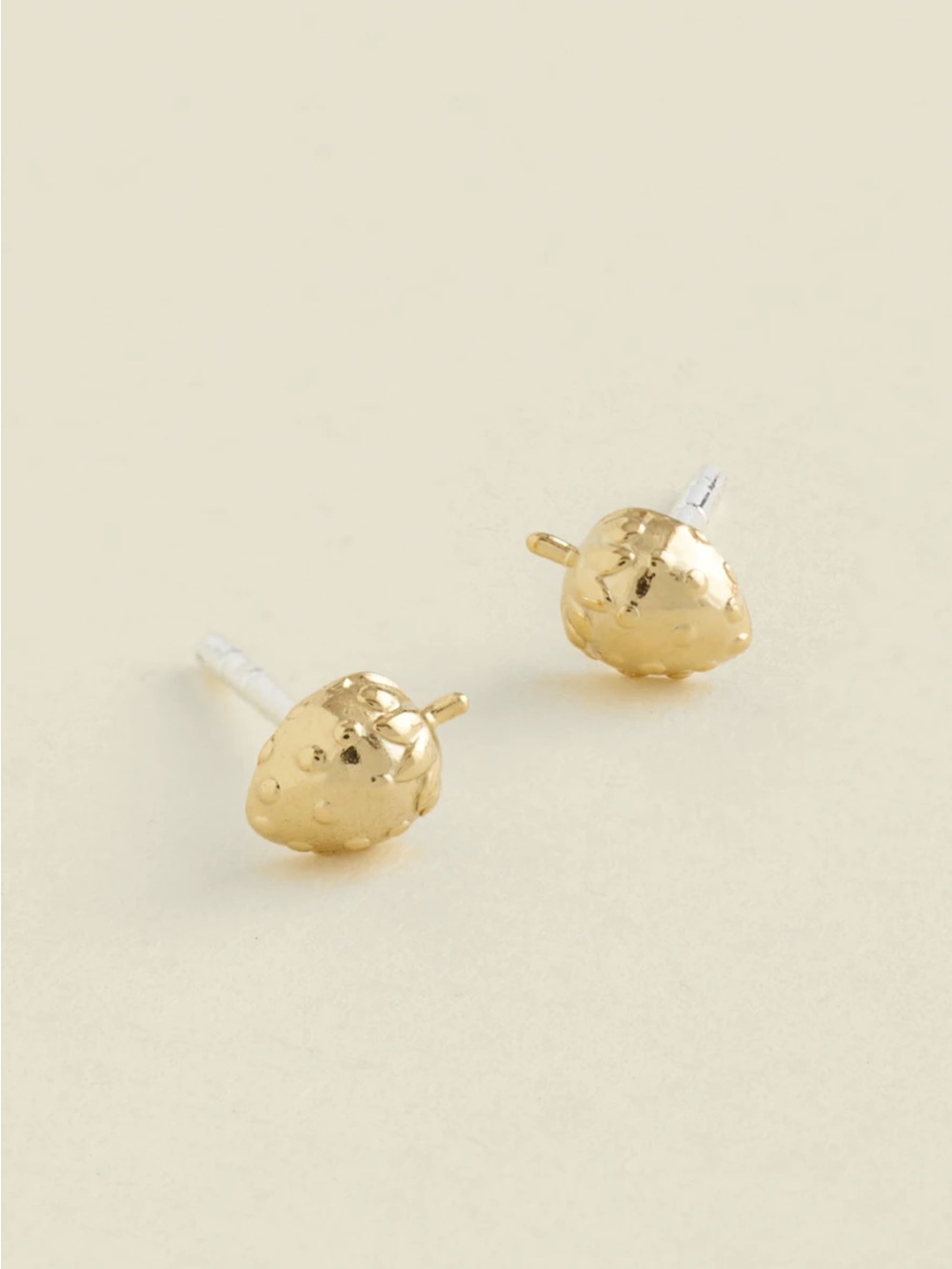 BRAND NEW Madewell Demi-Fine Strawberry Stud Earrings